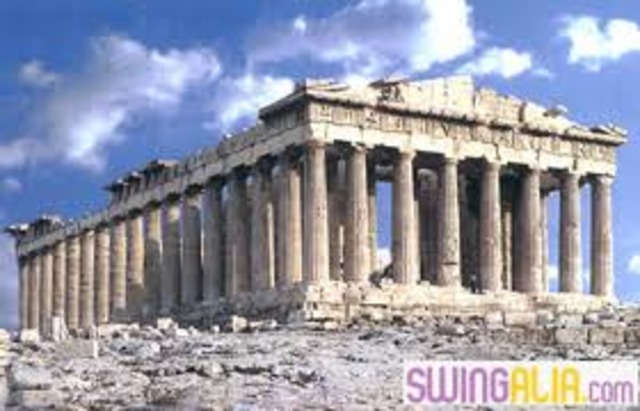 470 a .c  se termina el partenon