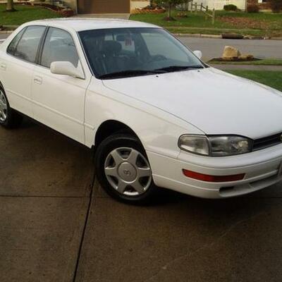 Timeline: mom gets her first car when shes 18. 1994 toyota camry