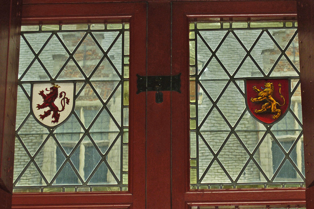 Woensdrecht behoort vanaf nu onder de heren van Bergen op Zoom.