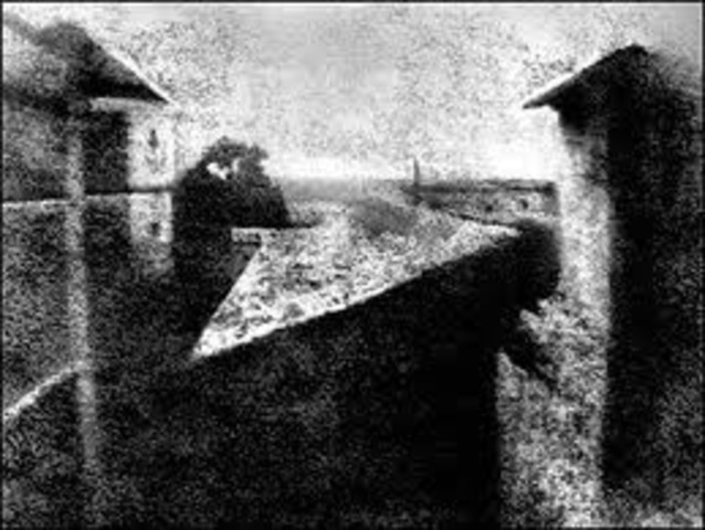 Joseph Niepce achieved first photographic image