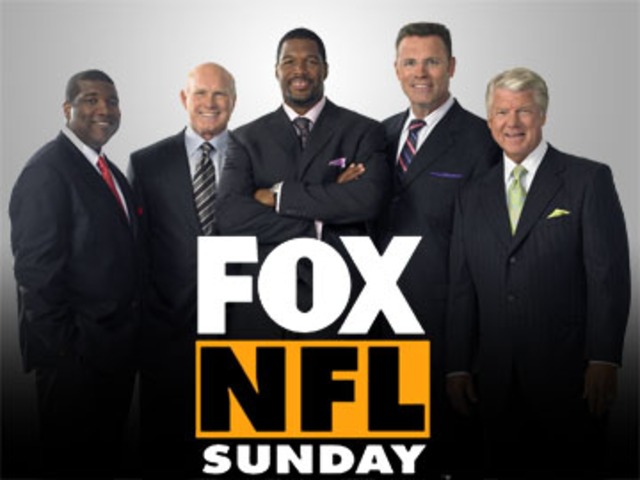 Fox signs the NFL
