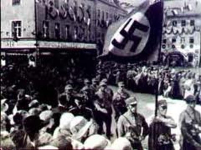 Holland surrenders to the Nazis.