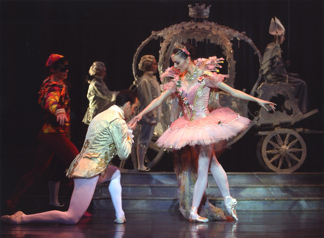 Cinderella is first full ballet by an English choreographer.