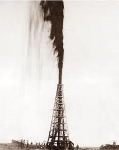 Spindletop oil strike gushes