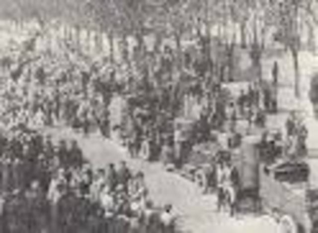 Russian Civil War Begins