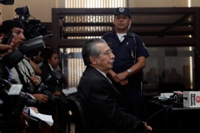 DERROCACION DEL GOBIERNO DE RIOS MONTT