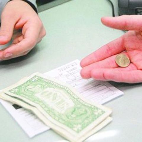 DEPRECIACION DEL QUETZAL RESPECTO AL DOLAR