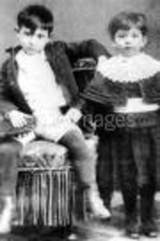 a earth quack began when was three years old