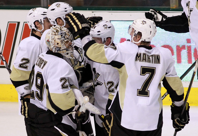 Penguins run riot in 10-3 win
