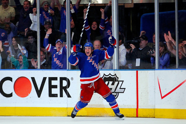Rangers win second consecutive game 7 of playoffs