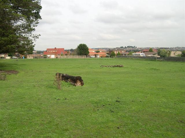 Berwick Fields is chosen as the site for a new school