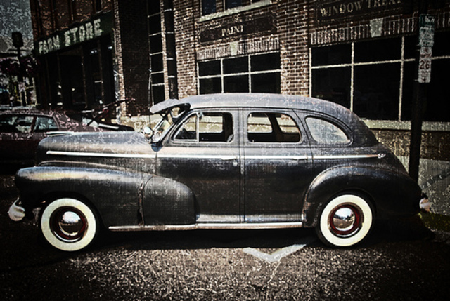 Mass Culture: Radios and Movies