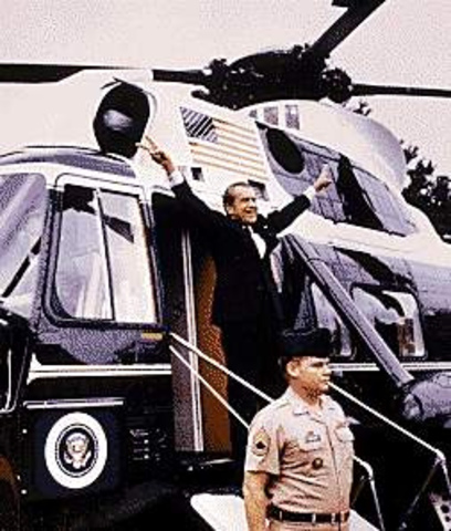Nixon says goodbye to the White House