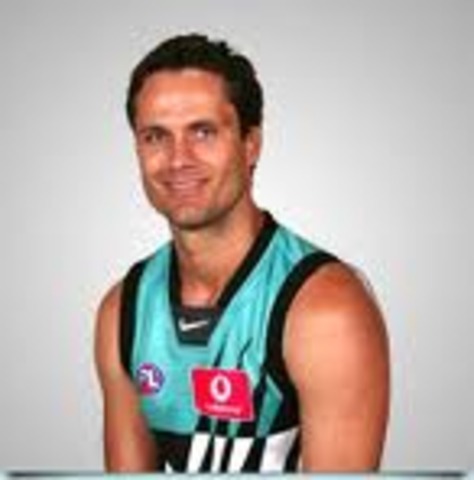 •	First AFL/VFL footballer to play 300 games: Gavin Wanganeen