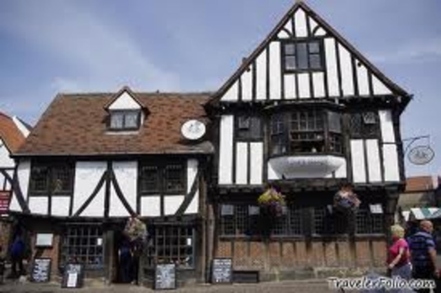 Etablissement d'un royaume a York, Angleterre, par des Vikings