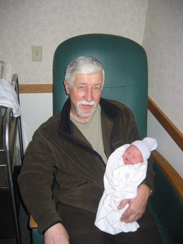 Grandpa Halingstad was born.