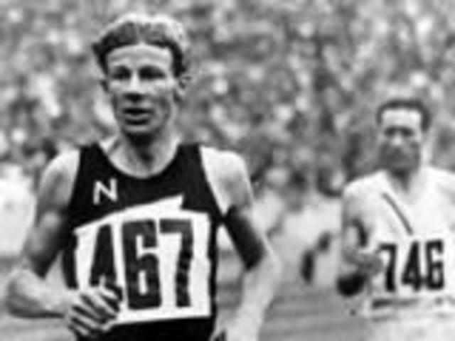 Jack Lovelock wins gold