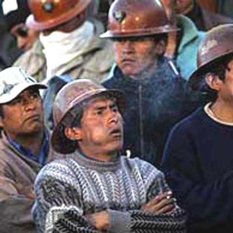 Movimientos de protesta que culminaron con la separación de los hermanos Tinoco del Gobierno, al que habían llegado con el auxilio de un golpe de estado, dos años antes.