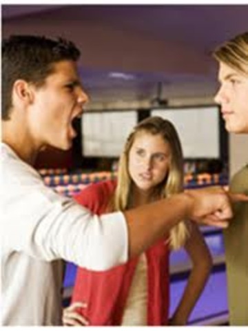 Gatsby and Tom have an arguement