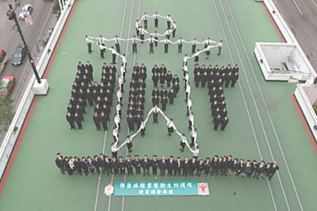 派遣醫生、護士、義務急救導師及隊員到各社區及團體舉辦免費講座。