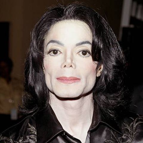 Michael Jackson dies.