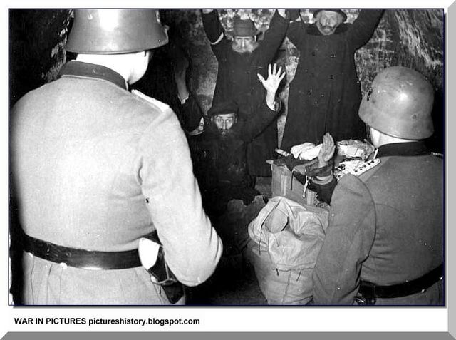 Nazi grabs Jews Riches