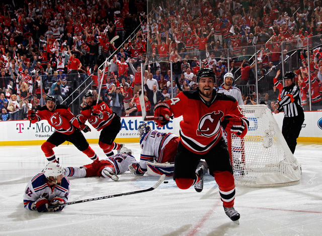 Henrique, Kovalchuk set Devils record