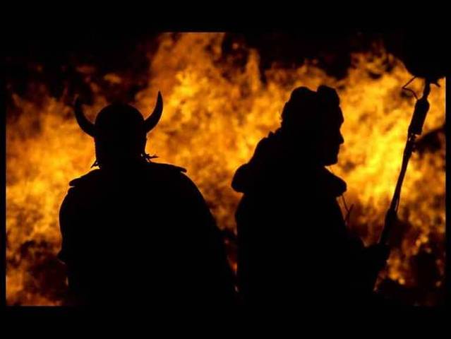 Debut des attaques des Vikings en Angleterre