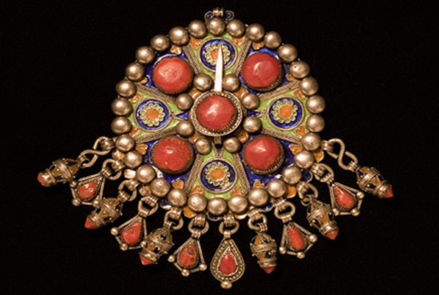 African Jewelry 70 000 BC