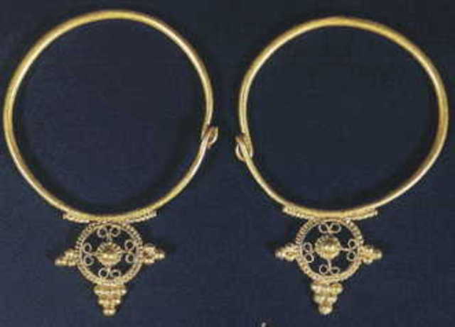(500 AD) greek Earring