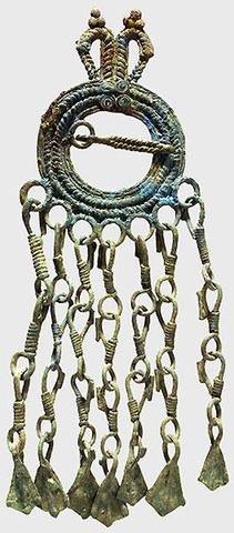 (900 AD) Large viking broach