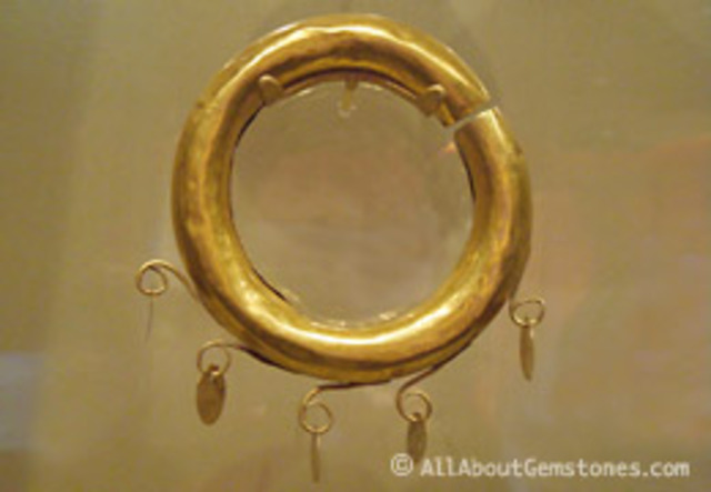 (700 AD) Columbian Jewelery