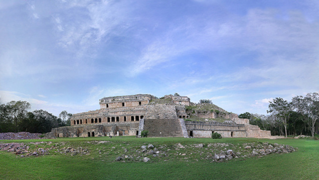 Primeros asentamientos urbanos de alta complejidad y desarrollo