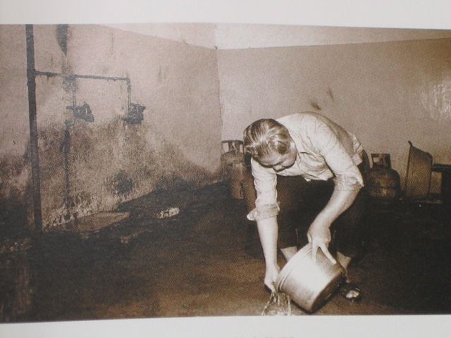 石硤尾村室內沒有廚房及廁所設備