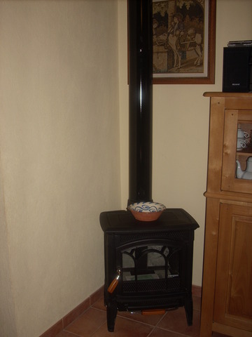 My parets bought a chimeny.