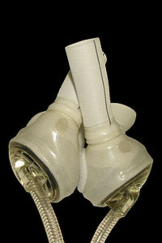 world's first recipient of a fully self-contained artificial heart