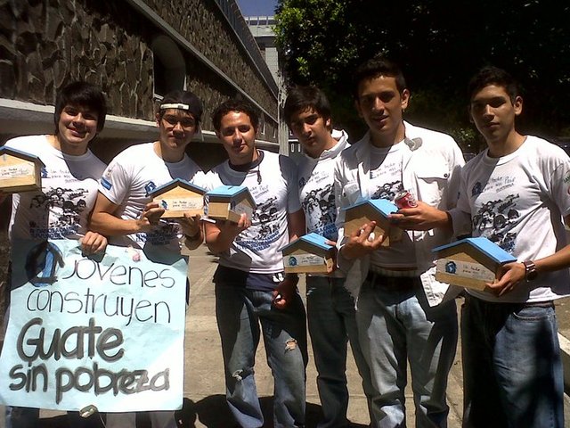 Un Techo para mi Pais