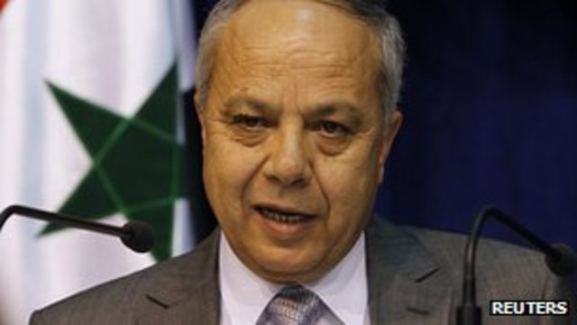 Syria blames rebels for Houla massacre