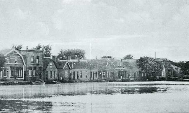 Decrease in Dutch Population