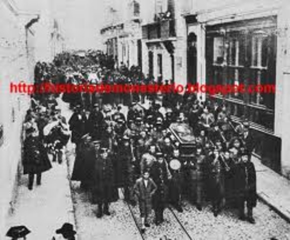 Estalla una huelga general en Catilblanco (Badajoz)