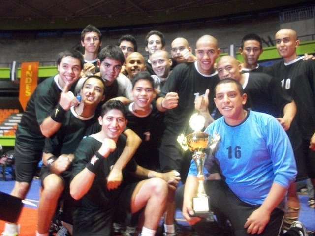 Debut con Seleccion en Torneo internacional de Balonmano