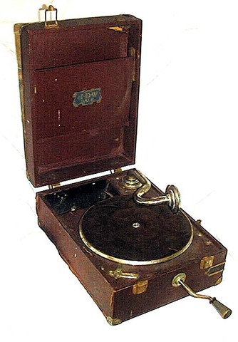 Le Gramophone