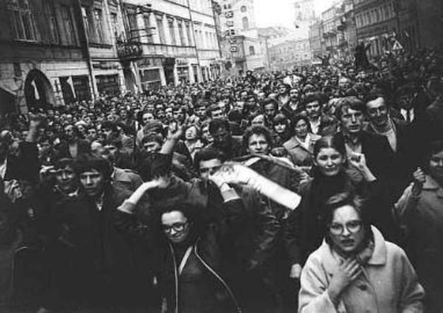 Demonstrations by Solidarity Movement