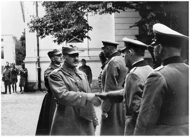 Warsaw Surrenders