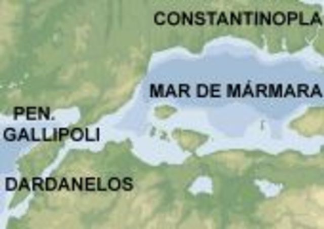 Británicos intentan controlar los Estrechos