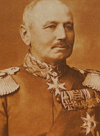 La ofensiva de Joffre en las Ardenas fracasa.