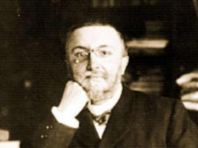 Alfred Binet  crea el primer test de inteligencia