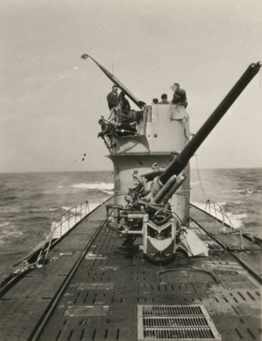 EEUU entra en la Segunda Guerra Mundial.