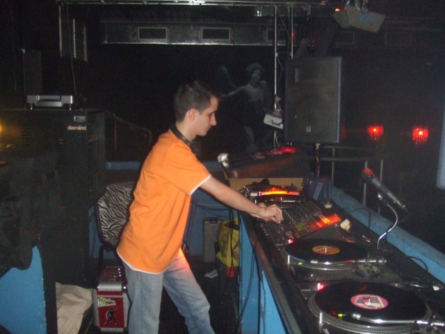 Actuacion Wave Sevilla