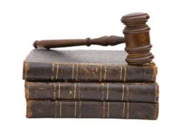 formulan el primer reglamento